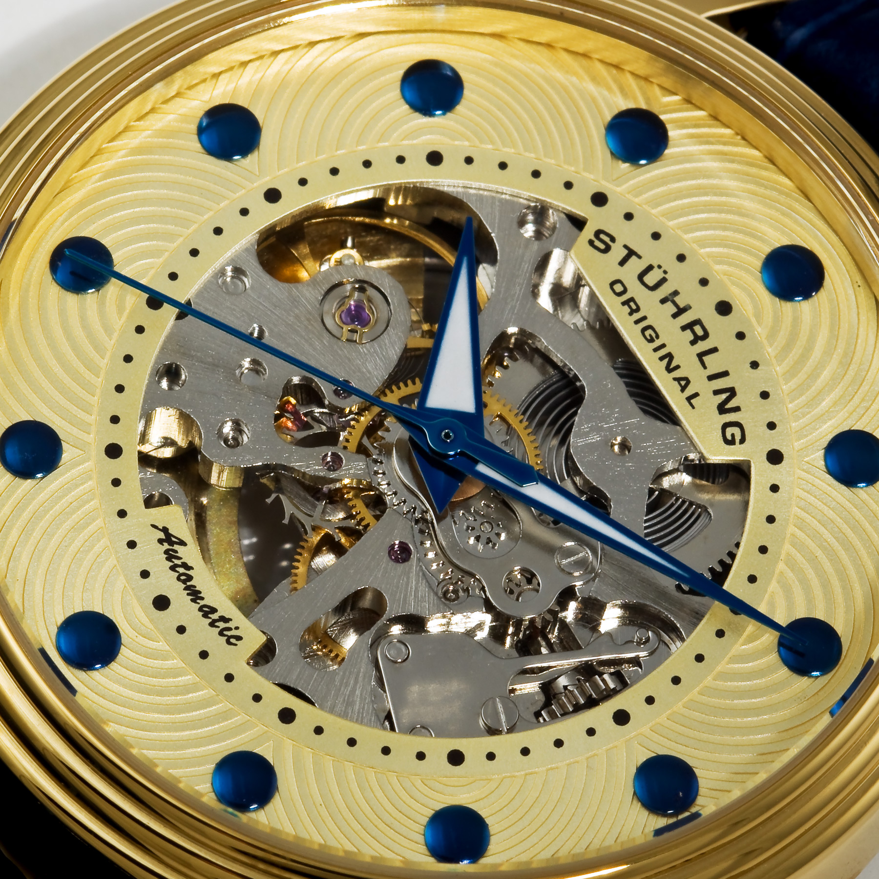 107D.3335C31 Stührling 44mm Otomatik Erkek Kol Saati